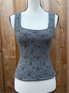 Miou Muse Gray Textured Knit Tank Top